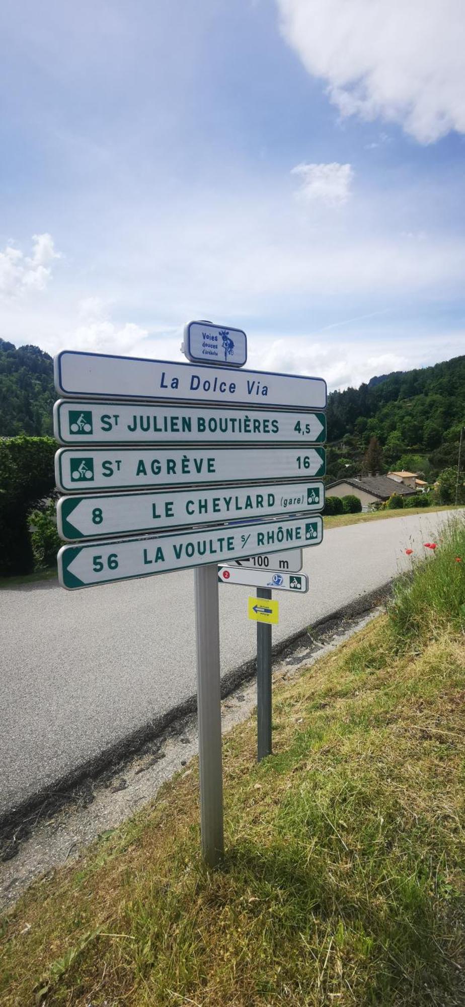 2 Chambres D'Hotes Avec Kitchenette, Frigo, Dolce Via Saint-Martin-de-Valamas Exteriör bild