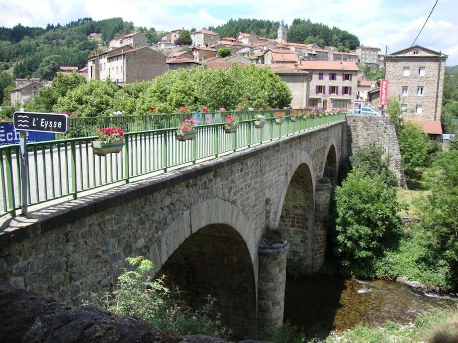 2 Chambres D'Hotes Avec Kitchenette, Frigo, Dolce Via Saint-Martin-de-Valamas Exteriör bild